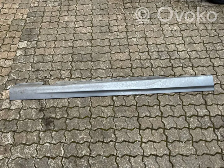 BMW 3 E46 Sill 2492212