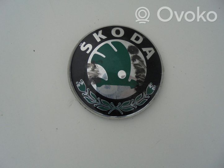 Skoda Octavia Mk1 (1U) Emblemat / Znaczek 