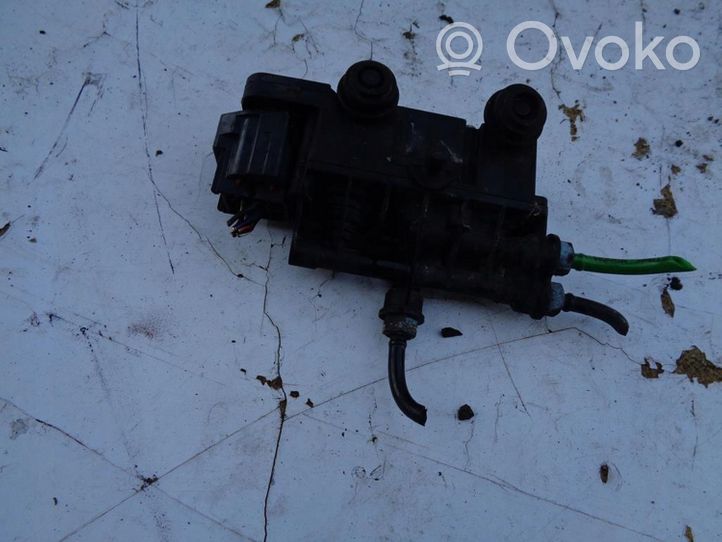 Land Rover Discovery 4 - LR4 Supporto del compressore ad aria dello pneumatico 