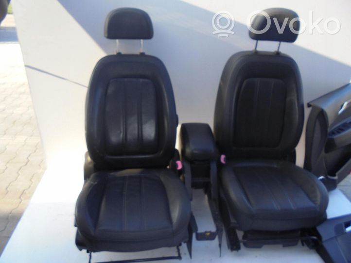 Opel Antara Garnitures, kit cartes de siège intérieur avec porte 