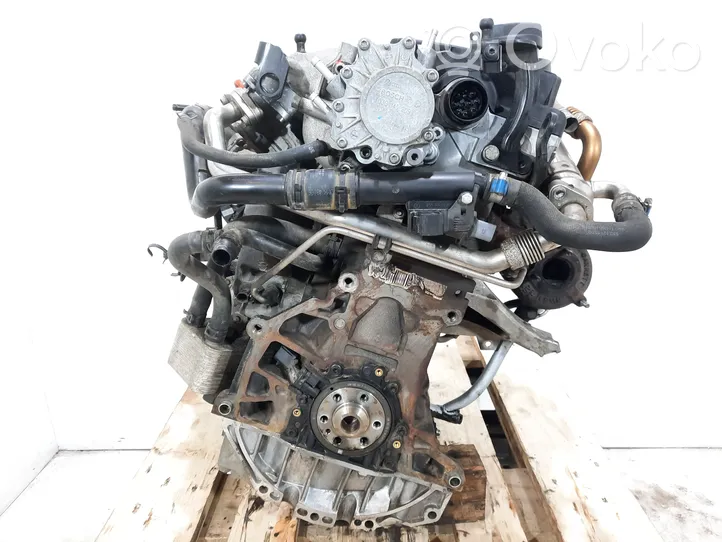 Audi A4 S4 B7 8E 8H Motor BRE