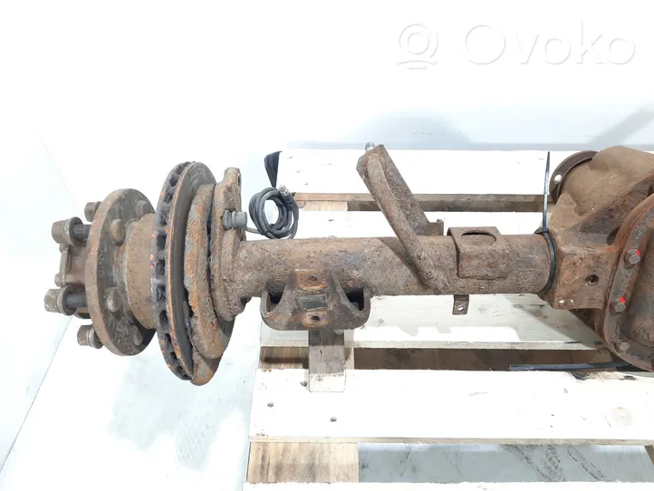 Iveco Daily 4th gen Rear axle beam with reductor 