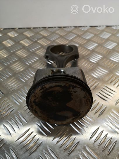 Chrysler 300 - 300C Piston avec bielle 3AA481