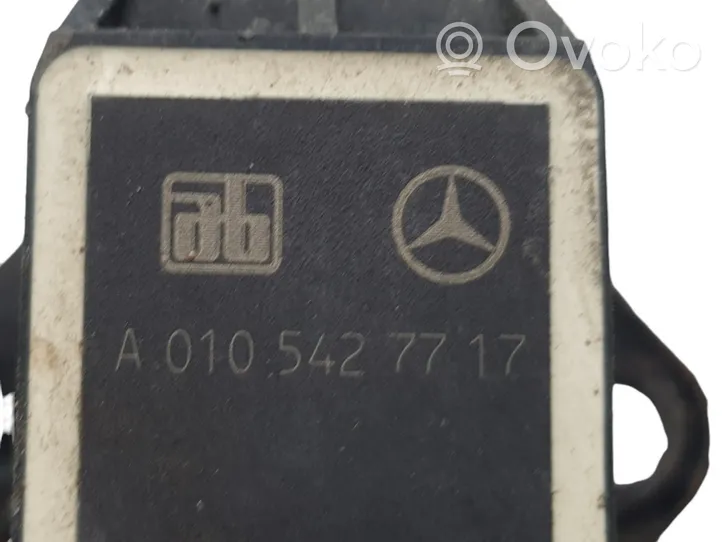 Mercedes-Benz R W251 Czujnik poziomowania świateł osi przedniej A0105427717