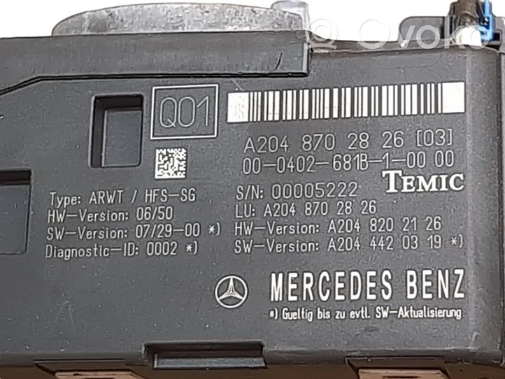 Mercedes-Benz C W204 Притягиватель задней крышки A2048202242