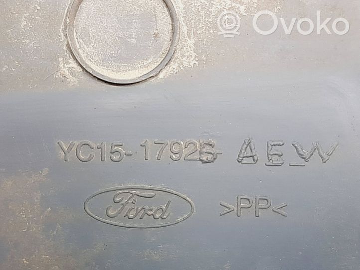 Ford Transit Rivestimento del pannello parte angolare del paraurti posteriore YC1517926