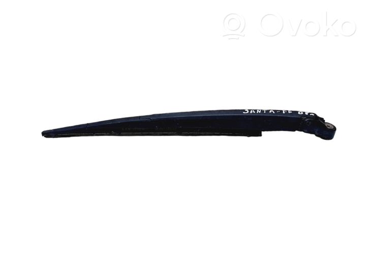 Hyundai Santa Fe Rear wiper blade arm 060123