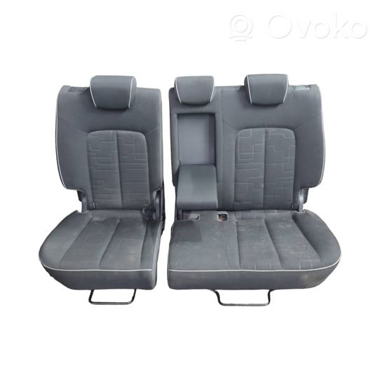 KIA Venga Rear seat 