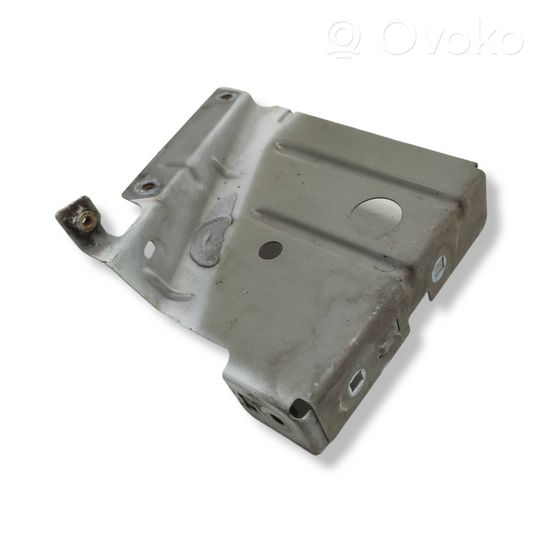 Renault Master III Supporto di montaggio del parafango 631221215R