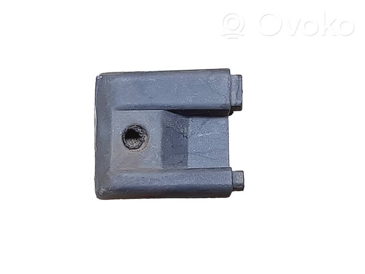 Peugeot Boxer Garniture de rail de porte coulissante 1306437070