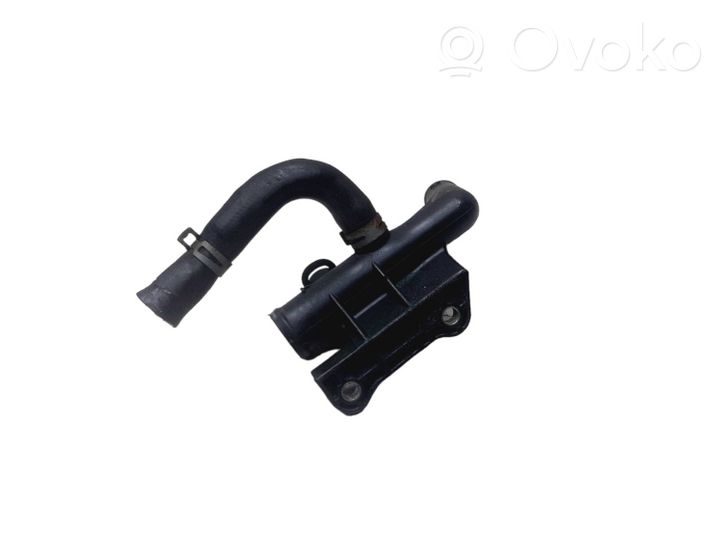 Volkswagen Crafter Tubo flessibile del liquido di raffreddamento del motore 076121085A