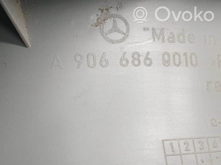 Mercedes-Benz Sprinter W906 Copertura del rivestimento del sottoporta anteriore A9066860010