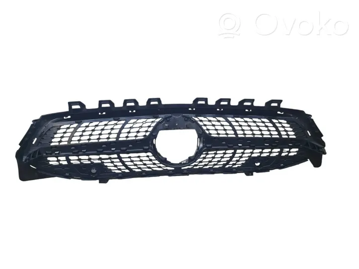 Mercedes-Benz CLA C117 X117 W117 Grille calandre supérieure de pare-chocs avant A1188880000