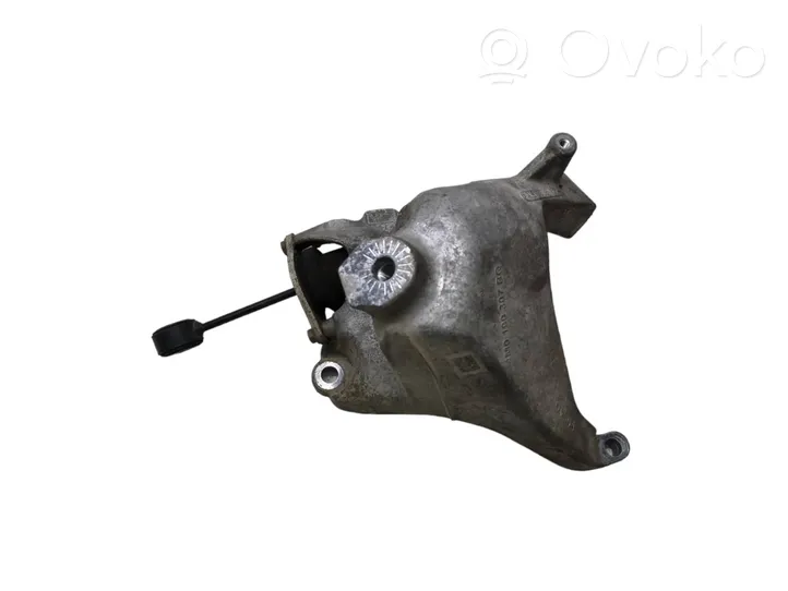 Audi A7 S7 4K8 Support, suspension du moteur 4M0199307BQ