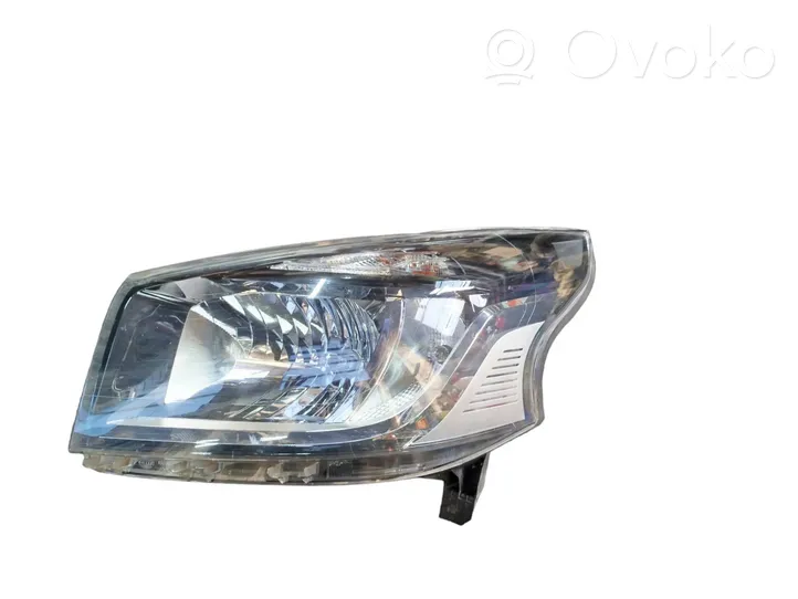 Renault Trafic III (X82) Phare frontale 260608912R