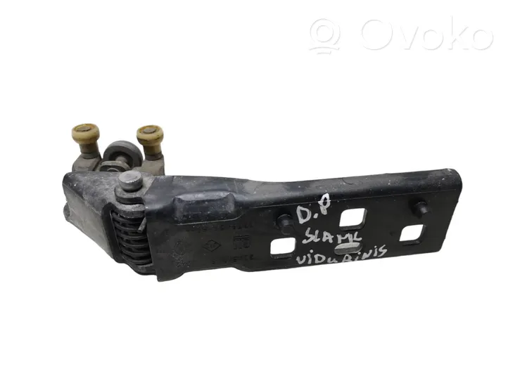 Renault Trafic III (X82) Guida a rullo centrale per portellone scorrevole 777647086R