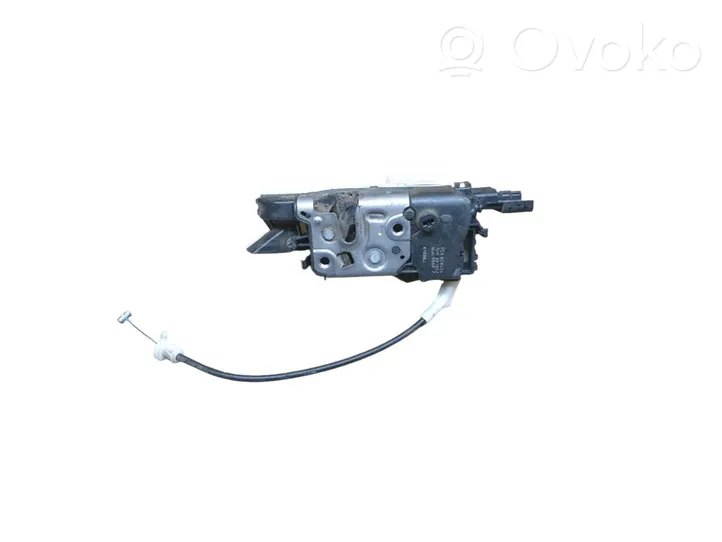 Citroen Berlingo Front door lock 828406