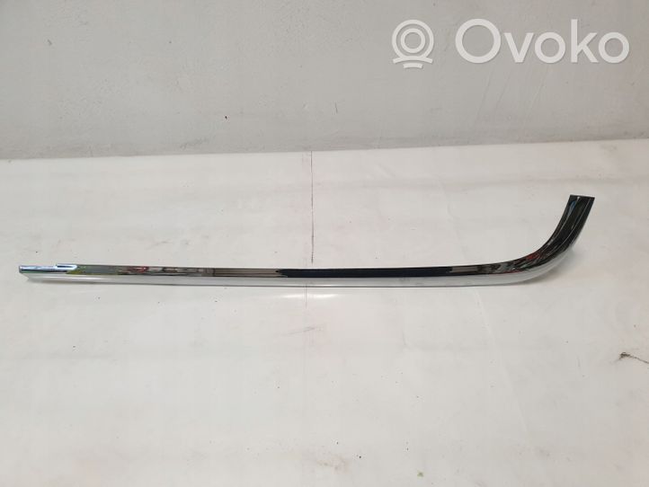 Mercedes-Benz C W202 Modanatura della barra di rivestimento del paraurti anteriore A2028851374