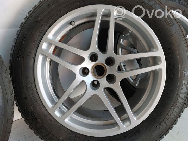 Porsche Macan R18 alloy rim 