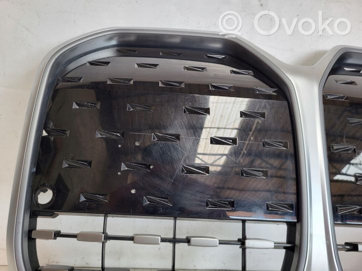 BMW 4 G22 G23 G24 G26 Grille calandre supérieure de pare-chocs avant 8738565