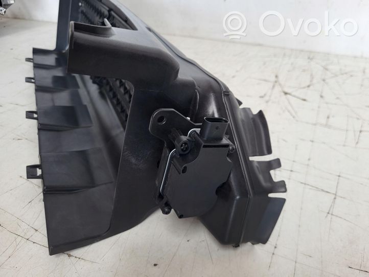 Volvo V40 Pannello di supporto del radiatore (usato) 3142419