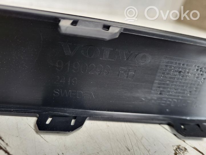 Volvo S70  V70  V70 XC Apdailinė priekinio bamperio juosta 9190299