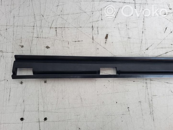 Mercedes-Benz GLS X167 Rear sill trim cover A1676988101