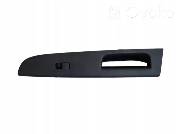 KIA Venga Panneau de garniture tableau de bord 93570-1P410