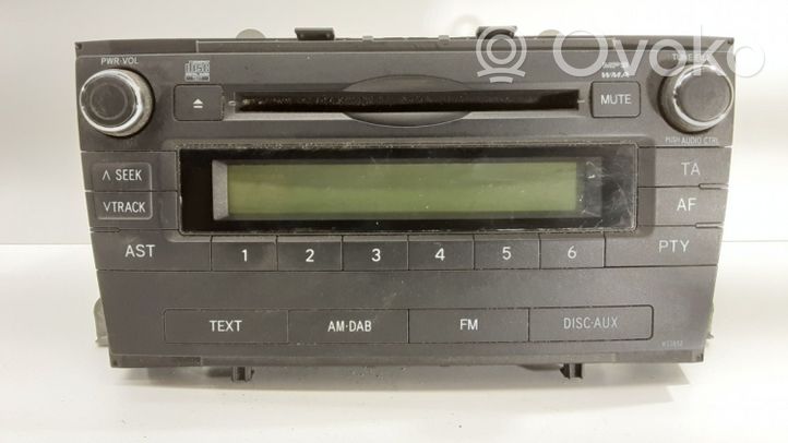Toyota Avensis T270 Unité principale radio / CD / DVD / GPS 8612005141