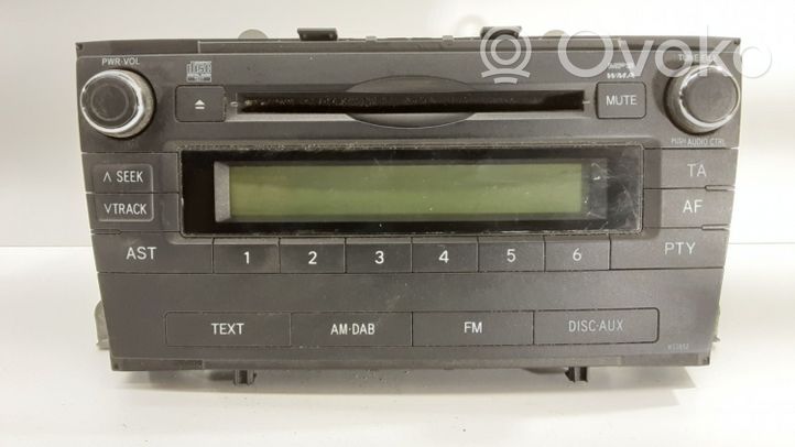 Toyota Avensis T270 Radio/CD/DVD/GPS-pääyksikkö 8612005141