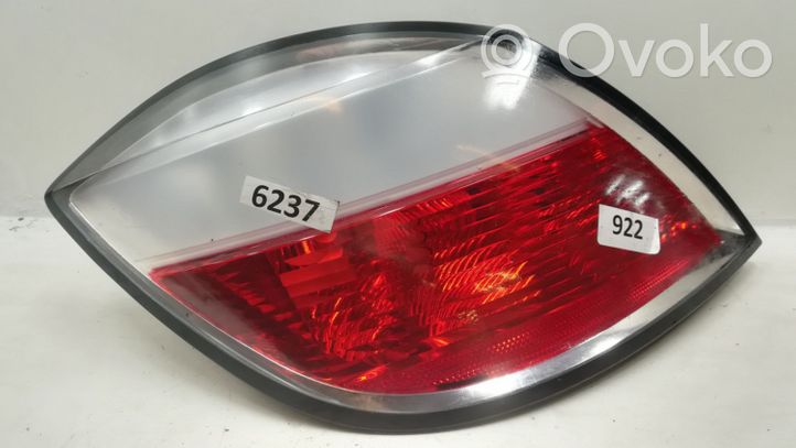 Opel Astra H Set feux arrière / postérieurs 24451835