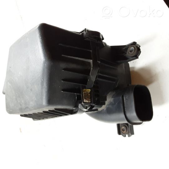 Hyundai i40 Scatola del filtro dell’aria 281103Z300