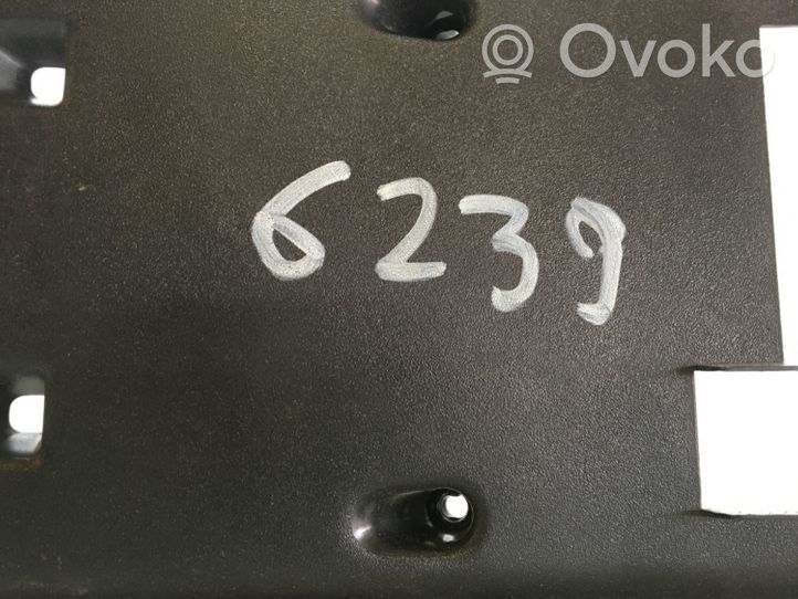 Volvo S40 Kita salono detalė 