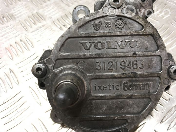 Volvo XC70 Pompe à vide 31219463