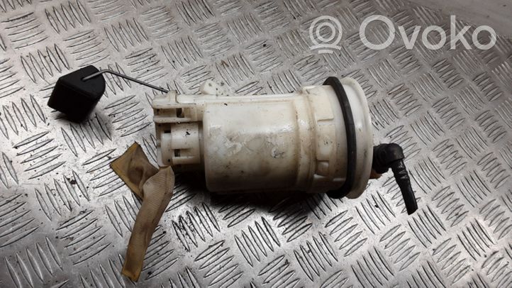 Toyota Corolla E120 E130 Pompe à carburant 7702012490