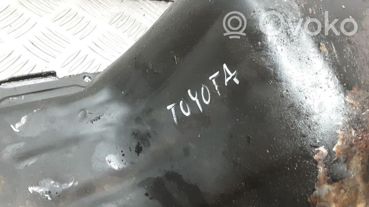 Toyota Avensis T270 Miska olejowa 