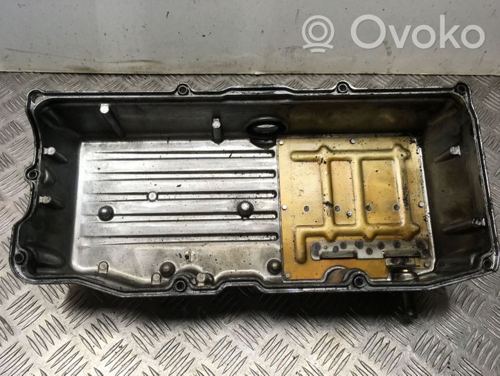 Isuzu Trooper Rocker cam cover 