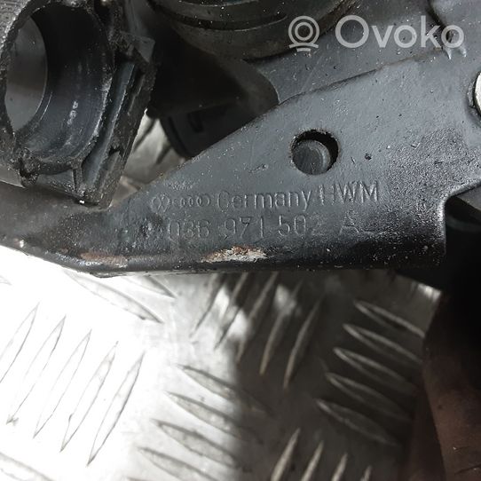 Volkswagen Bora Boîtier de thermostat / thermostat 086971502