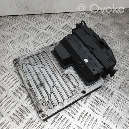 Mercedes-Benz E W211 Sterownik / Moduł ECU A2711535679