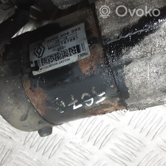 Renault Megane II Motor de arranque M000T87881