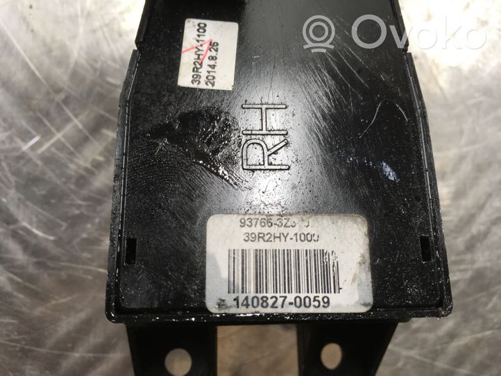 Hyundai i40 Hand parking brake switch 39R2HY1000