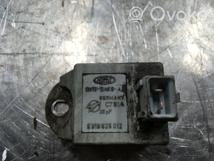 Ford Mondeo Mk III Sytytyksen vahvistimen ohjainlaite 0310025012