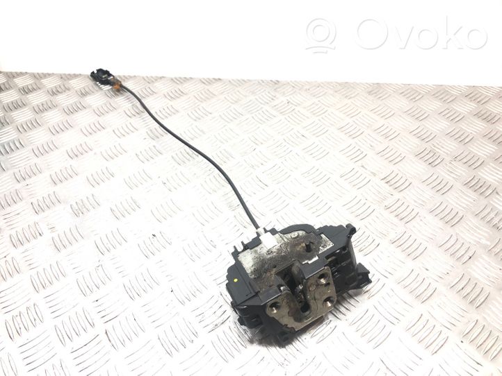 Renault Clio III Rear door lock 4805C