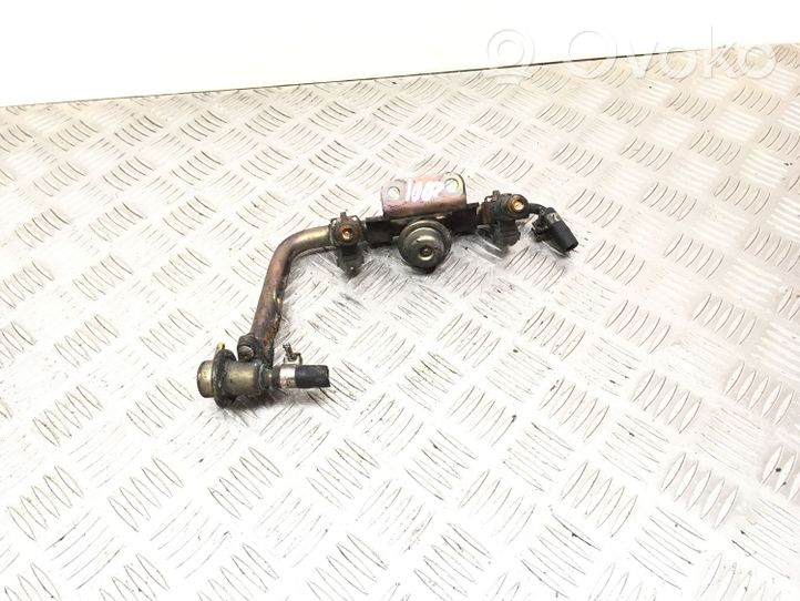 Subaru Legacy Polttoainesuutin 0014820