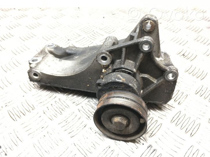 Volkswagen Polo III 6N 6N2 6NF Soporte del alternador 030145169