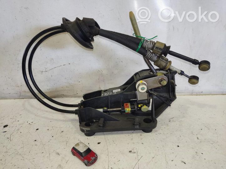 Citroen C4 I Câble de changement de vitesse 9657303580