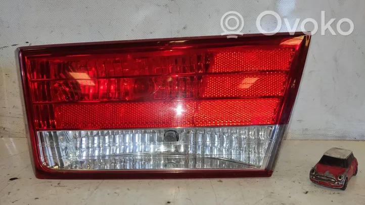 Hyundai Sonata Reverse light 