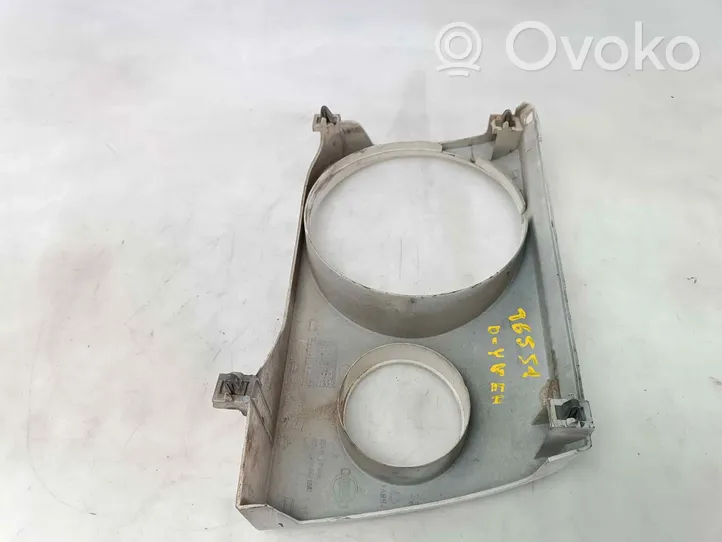 Nissan Terrano Rivestimento sotto il faro/fanale 62411