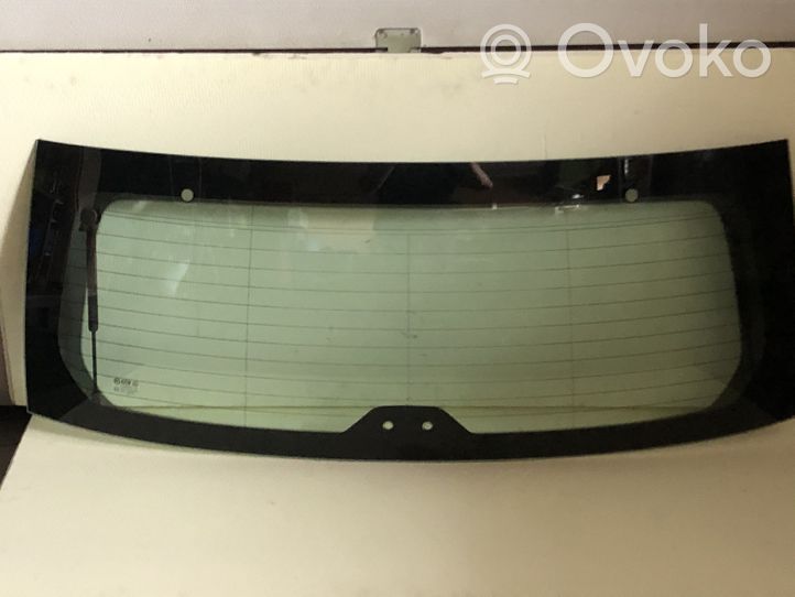 Chevrolet Captiva Opening tailgate glass D0T748AS2M52