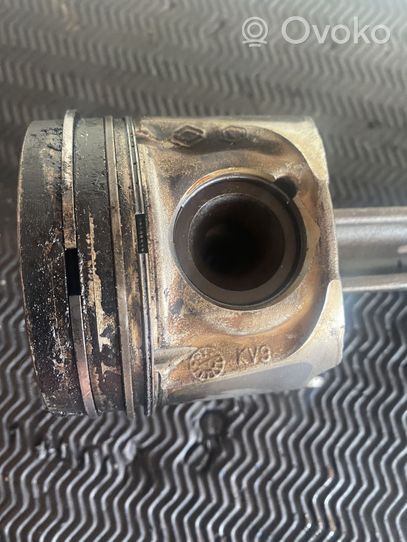 Nissan Qashqai+2 Piston avec bielle KV9